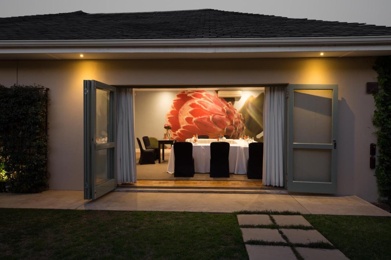 The Parkwood Hotel Johannesburg Exterior photo
