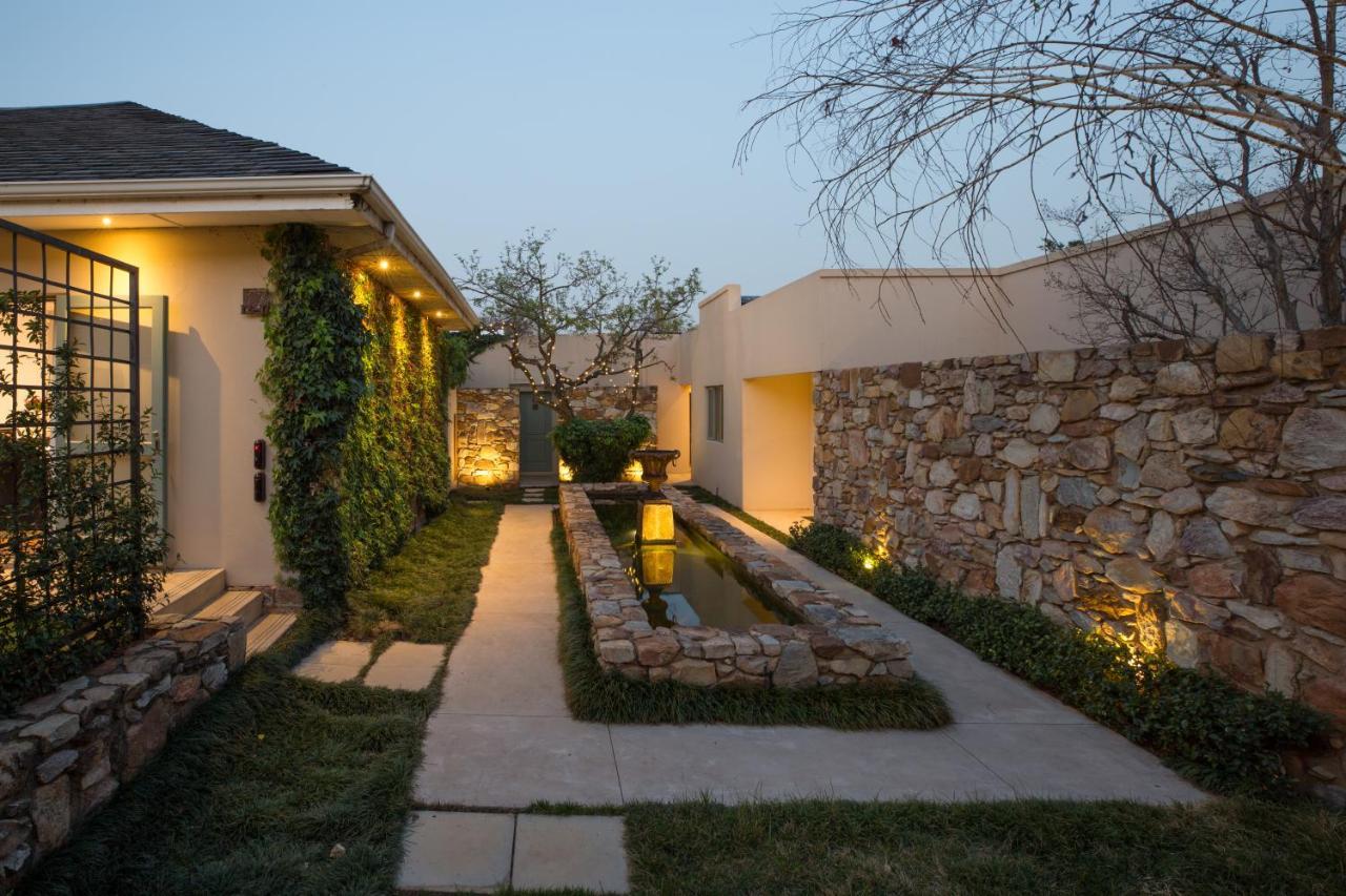The Parkwood Hotel Johannesburg Exterior photo