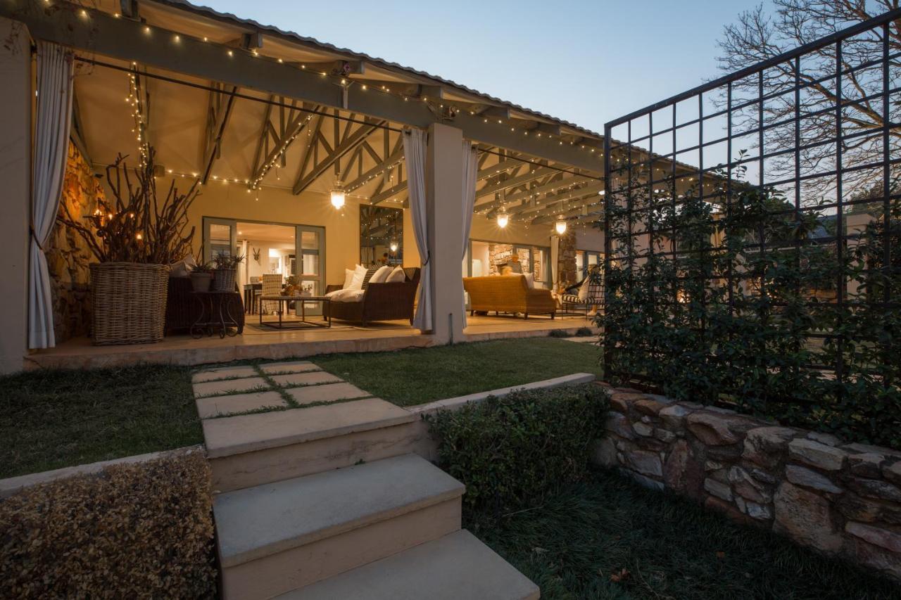 The Parkwood Hotel Johannesburg Exterior photo