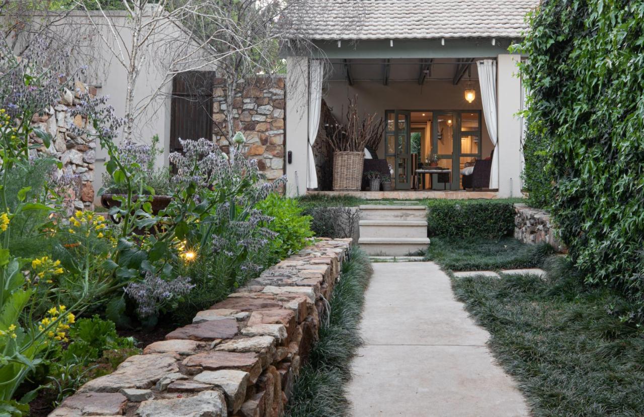 The Parkwood Hotel Johannesburg Exterior photo