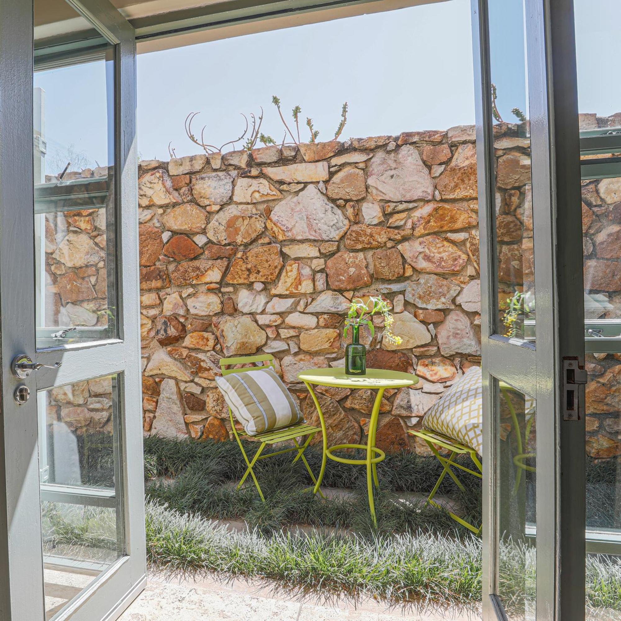 The Parkwood Hotel Johannesburg Exterior photo