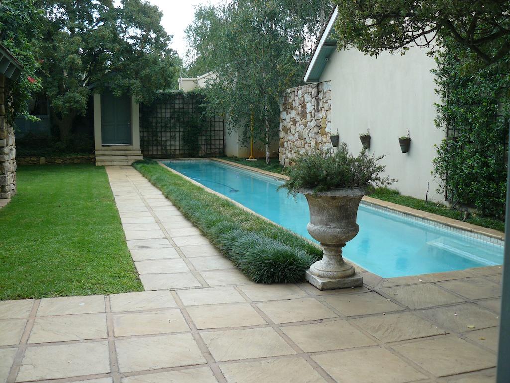 The Parkwood Hotel Johannesburg Exterior photo