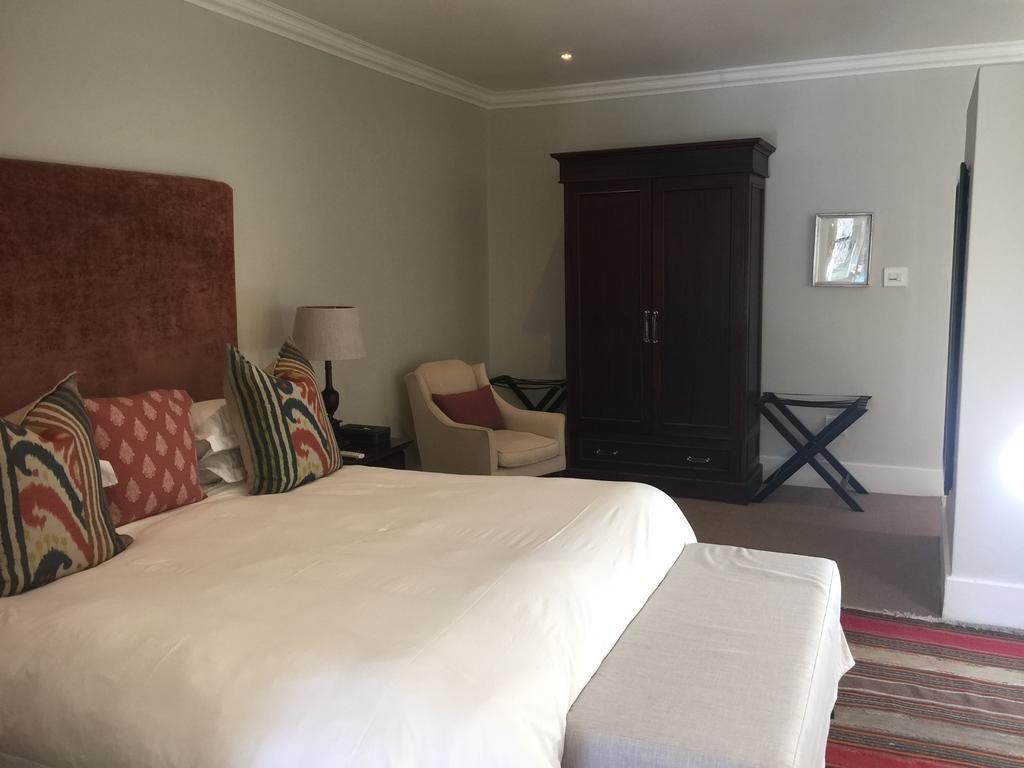 The Parkwood Hotel Johannesburg Exterior photo