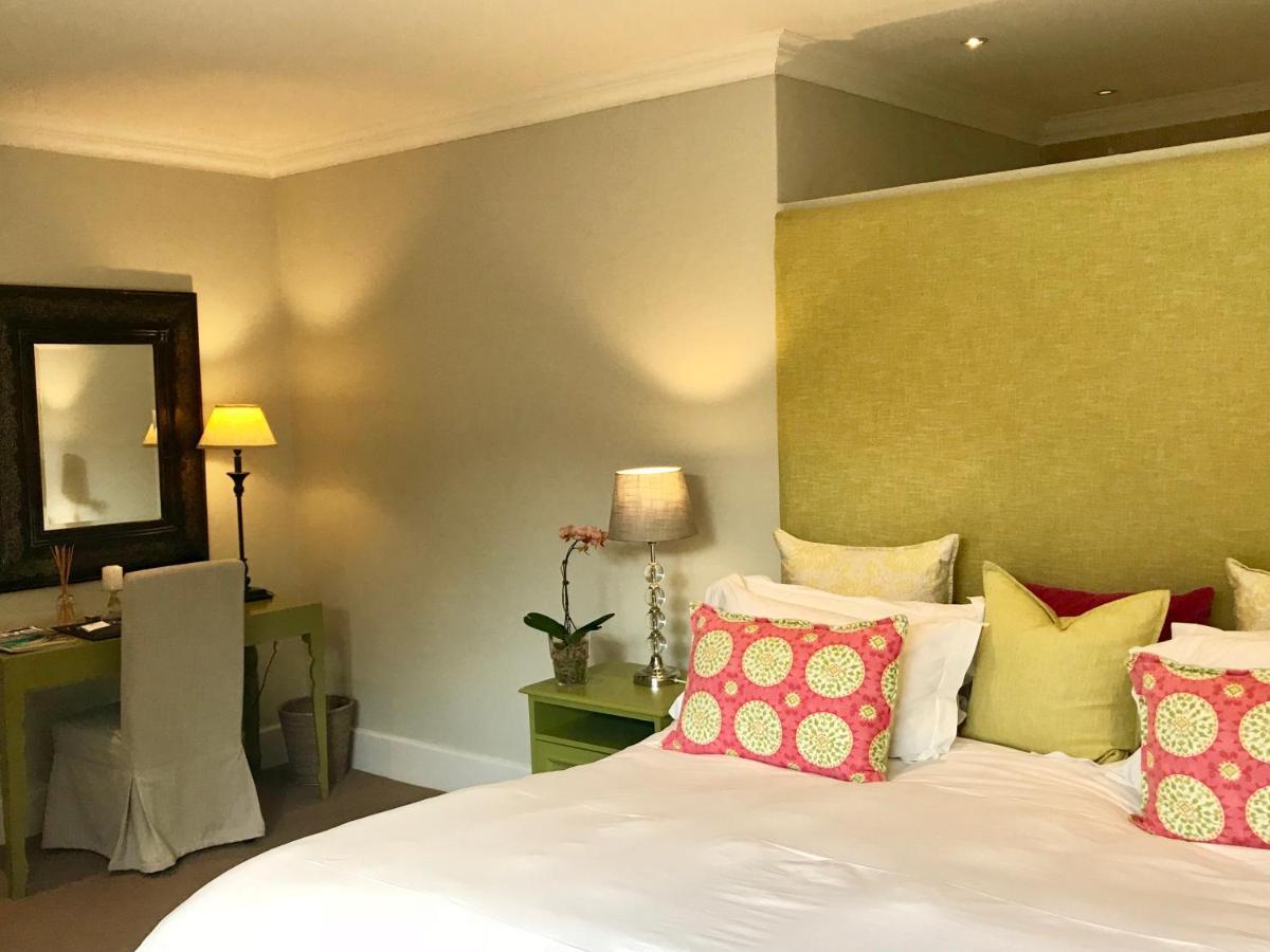 The Parkwood Hotel Johannesburg Exterior photo