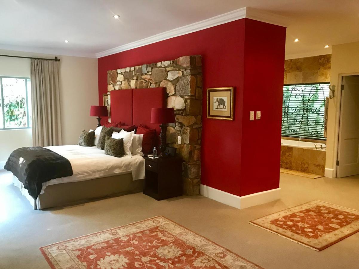 The Parkwood Hotel Johannesburg Exterior photo