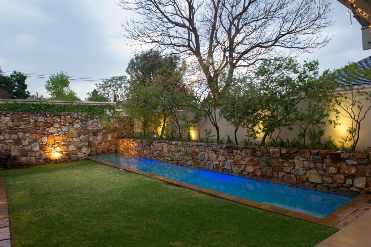 The Parkwood Hotel Johannesburg Exterior photo
